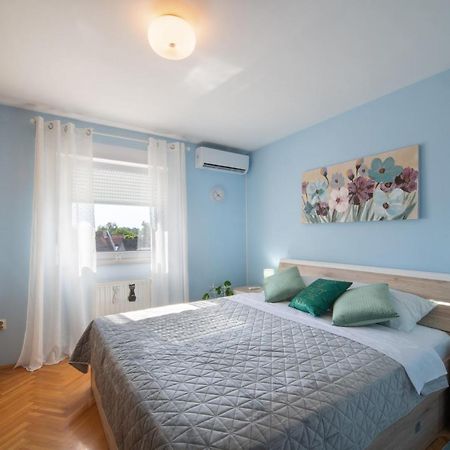 Apartman Silvija オシエク エクステリア 写真